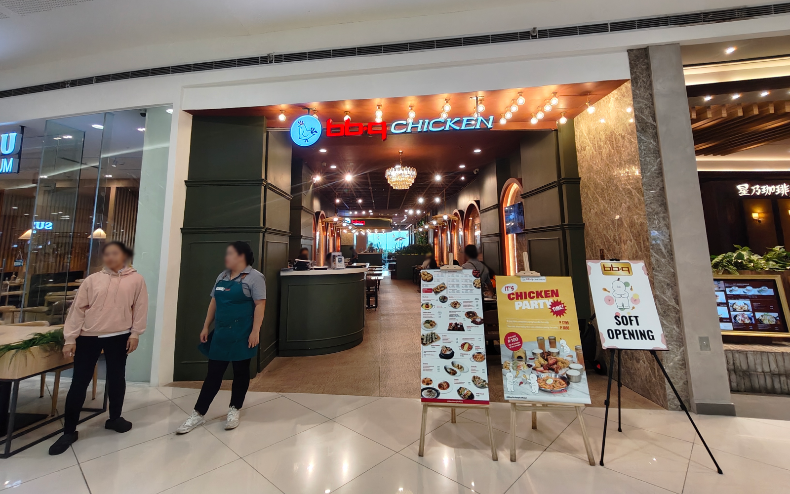 BB.Q CHICKEN in SM Mall of Asia